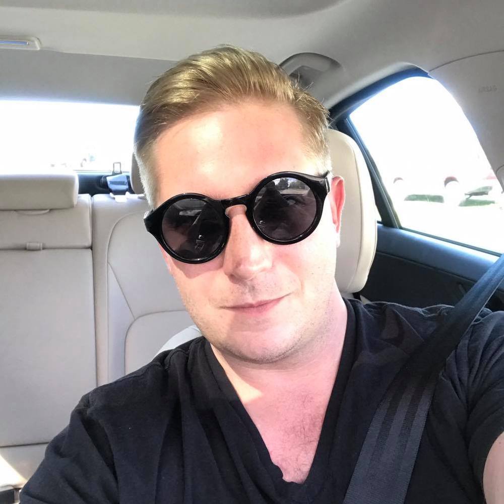 Meet your Posher, Chris